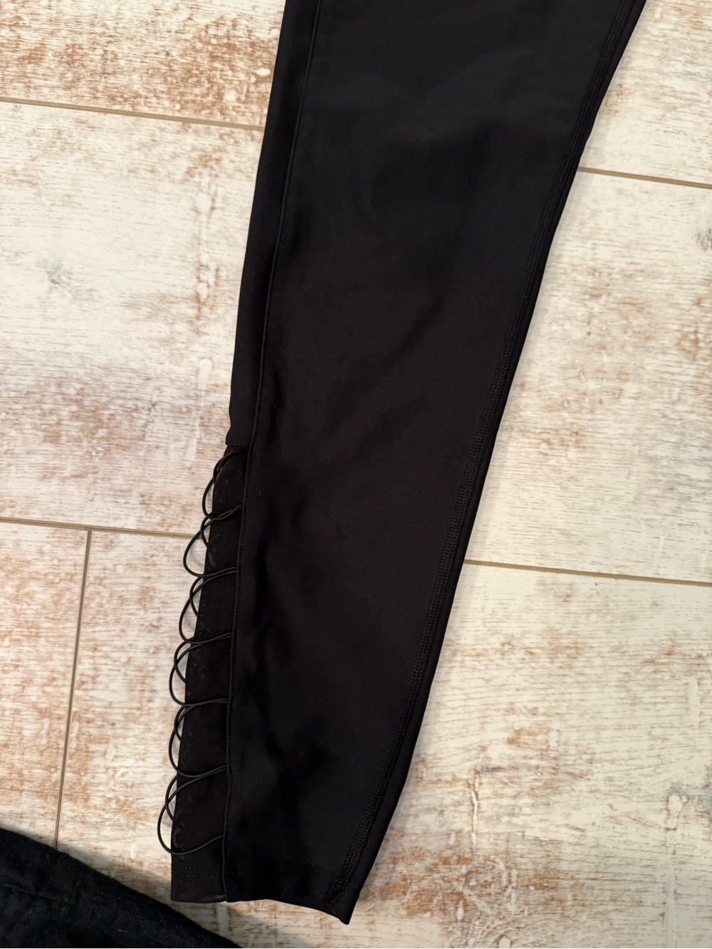 soulcycle Black High-Waist Leggings with Skull Detail - Picture 3 of 5